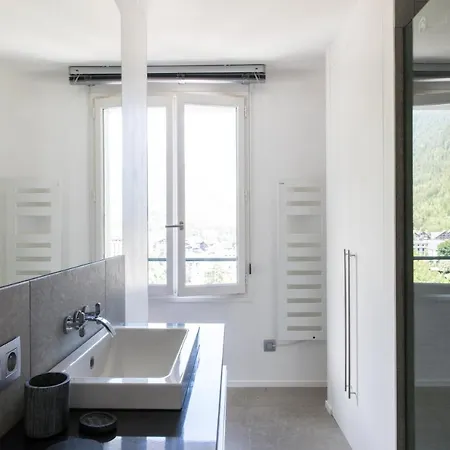 Majestic Apartment