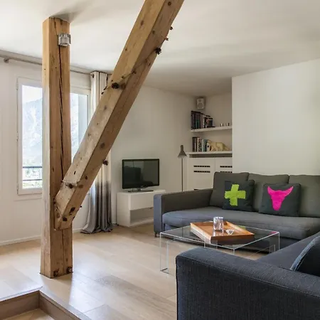 Majestic Apartment